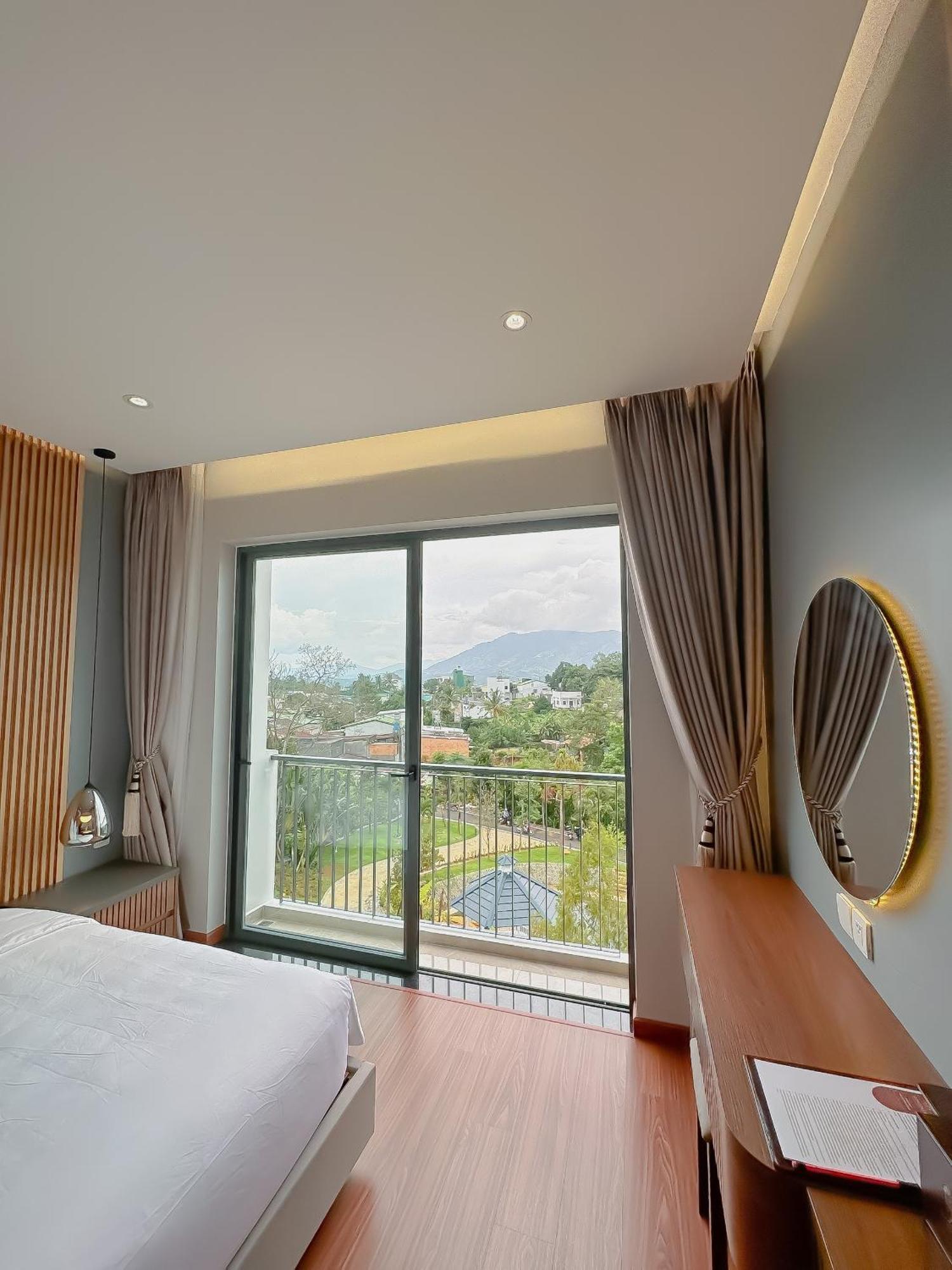 Sunflower Hotel & Resort Bao Loc Zewnętrze zdjęcie
